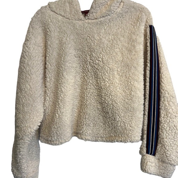Soft Cream Fleece Cropped Hoodie Size Medium - Picture 2 of 5